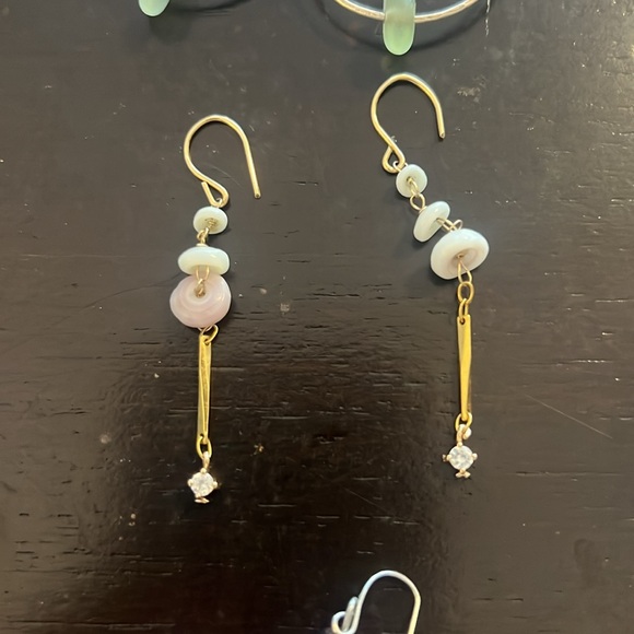 Bundle of 4 pairs of earrings - sea glass lotus shells and Venetian glass - Picture 3 of 4